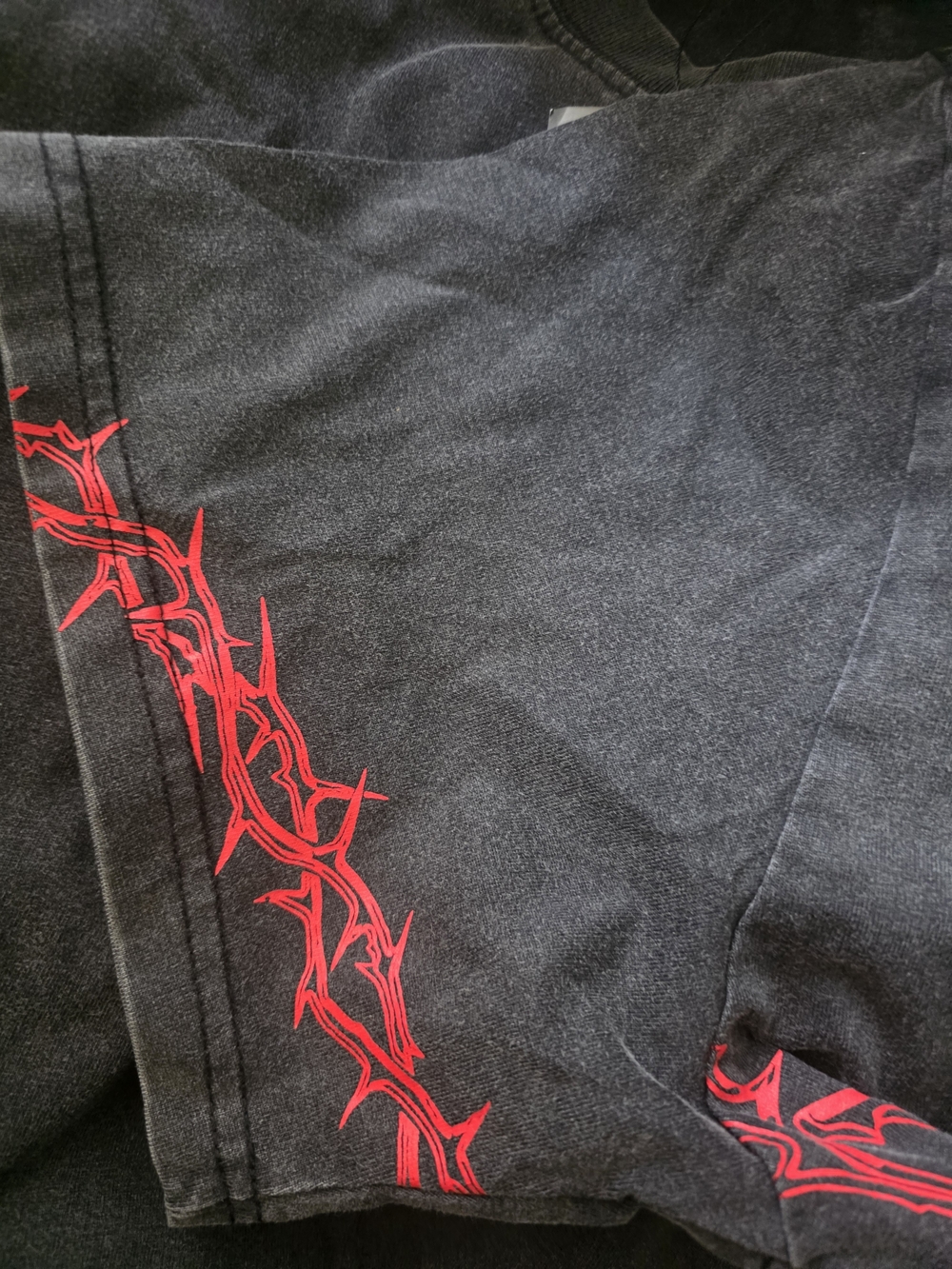 Black Graphic Tee with Red Tribal Accents - Men - Picture 9 of 10